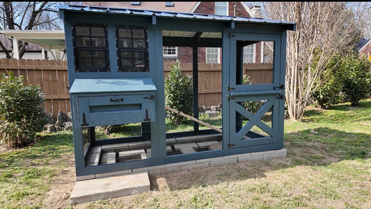 The Painted Urban Coop - 4'x9' Chicken Coop & Attached Run - Up to 4-6 Hens (Free Delivery)
